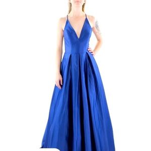 BLONDIE NITES  
Juniors Womens V-Neck Formal Evening Dress
